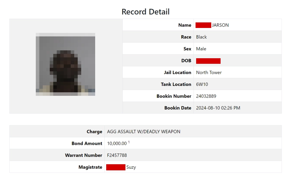 A screenshot from the Dallas County Sheriff Department website displaying a record detail with the inmate's arrest photo, name, race, sex, date of birth, jail and tank location, booking date and number, charge, bond amount, warrant number, and magistrate.